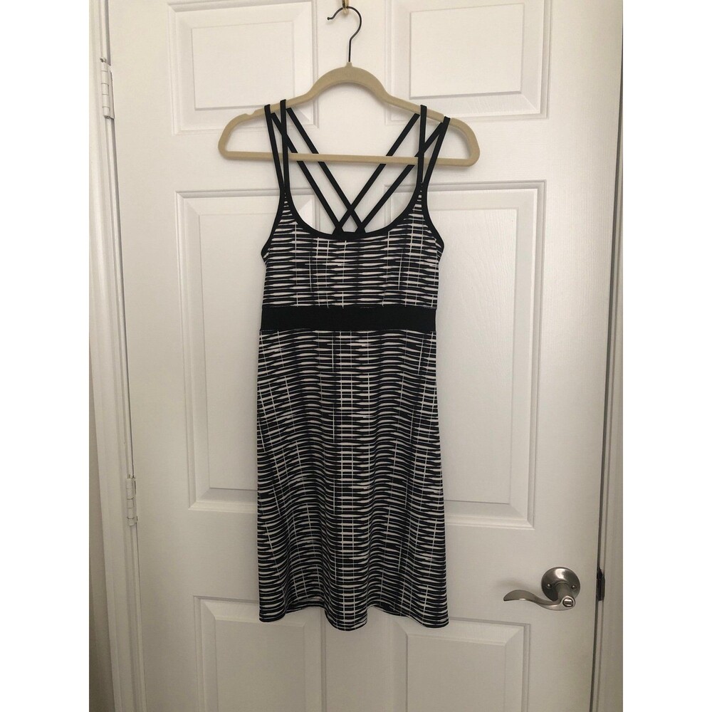 Lola Stretchy Dress Medium EUC